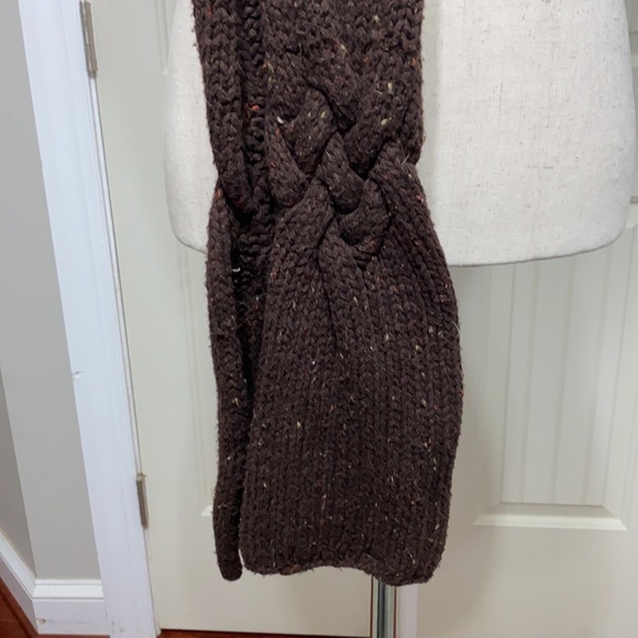 The Gap Hand Knit Brown Marled Winter Scarf - Picture 3 of 3